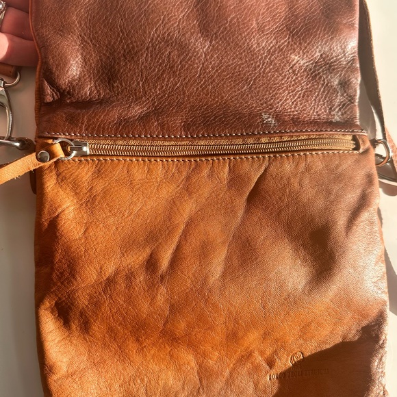 Borgo degle Etruschi Leather Crossbody Bag in Cognac Brown and chocolate brown - Picture 2 of 16